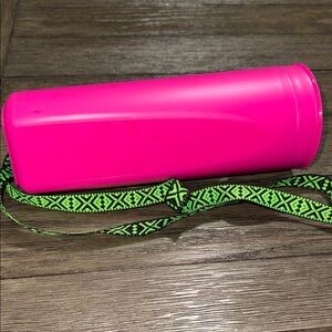 Pink Xcaret Mexico Travel Water Bottle Crossbody Adjustable Strap 26oz Lanyard
